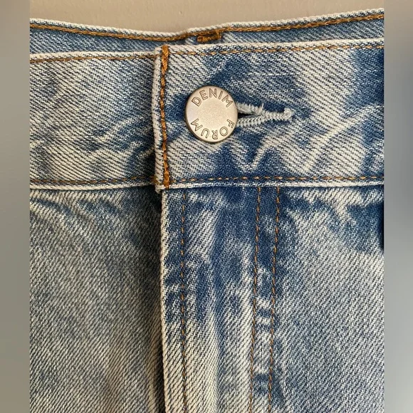 Aritzia Denim Forum The '90s Cargo Classic Mini Size 30 - Picture 9 of 16